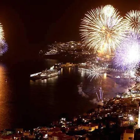 Ocean View/duplex/piscine/tennis Zone Vip * Funchal (Madeira)